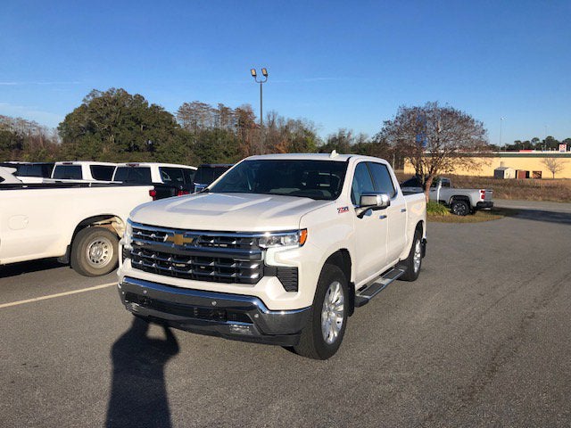 2024 Chevrolet Silverado 1500 LTZ