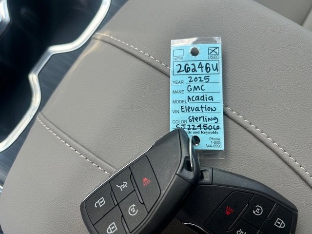 2025 GMC Acadia Elevation