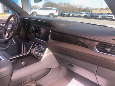 2022 GMC Yukon XL Denali