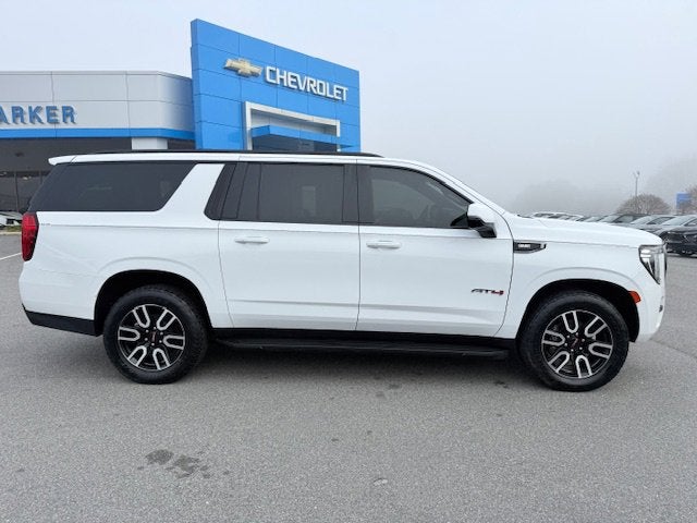 2023 GMC Yukon XL AT4