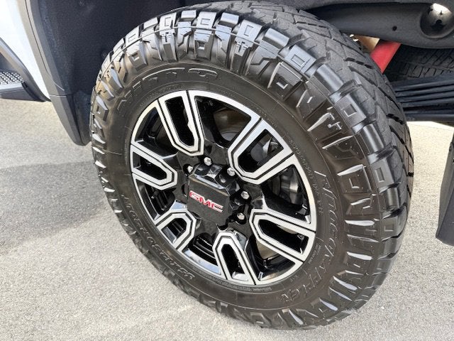 2023 GMC Sierra 2500 HD AT4