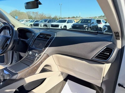 2020 Lincoln Nautilus Reserve