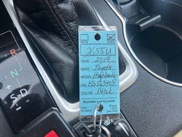 2019 Toyota Highlander SE