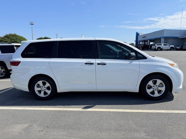 2016 Toyota Sienna