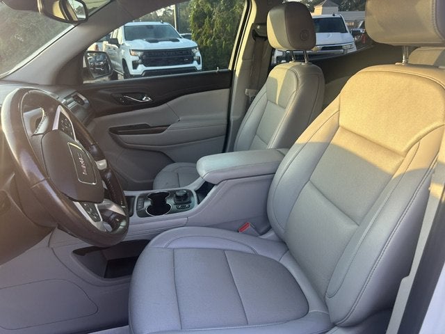 2021 GMC Acadia SLT