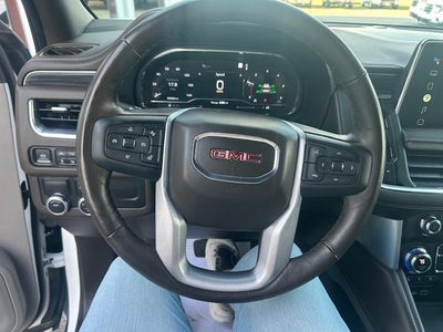 2022 GMC Yukon SLT