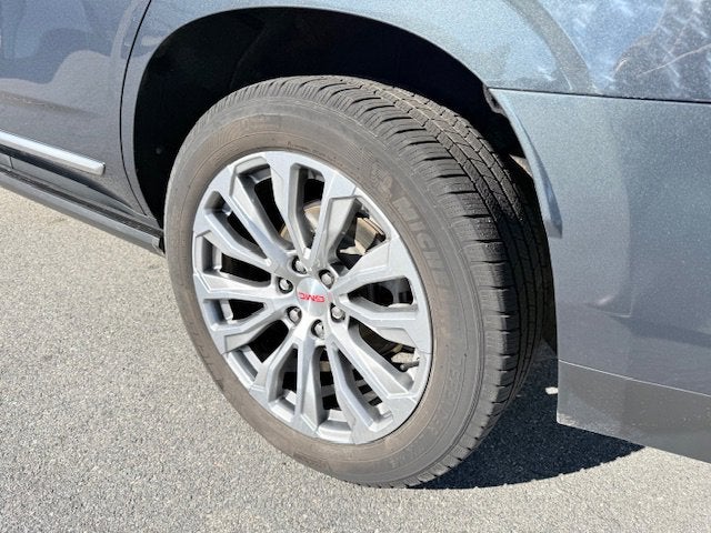 2021 GMC Yukon Denali - Photo 8