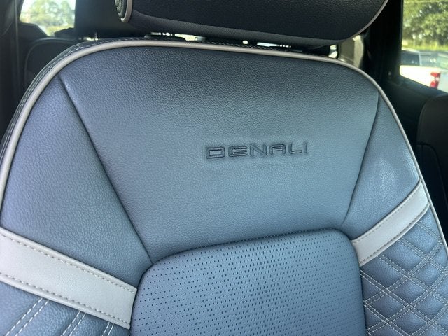 2024 GMC Canyon Denali
