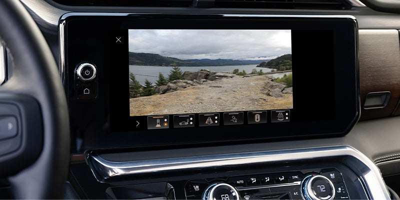 screen in a GMC Sierra 1500, displaying the infotainment system